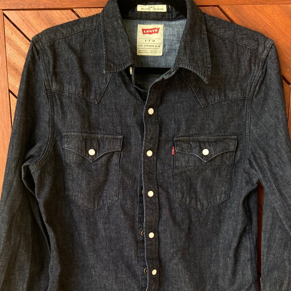 Levi’s Denim Buttonup